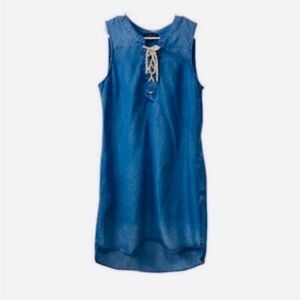 Tribal femme Polka Dot Blue Lace-Up Chambray Top
